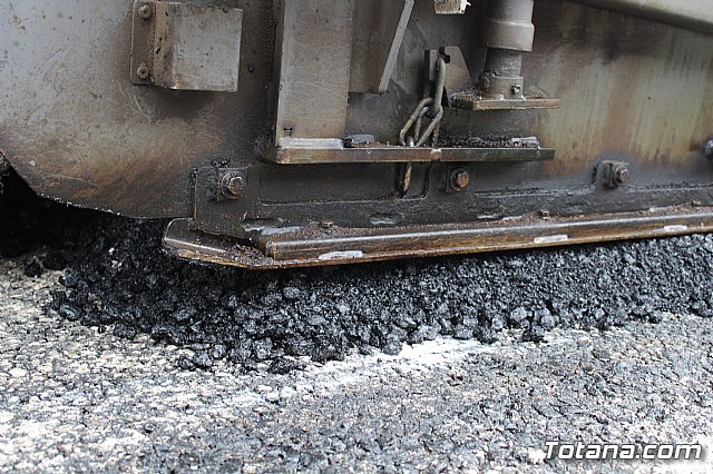 La Concejala de Caminos pavimenta, con recursos propios, los caminos de COATO y Ezequiel, junto a la Ciudad Deportiva - 5