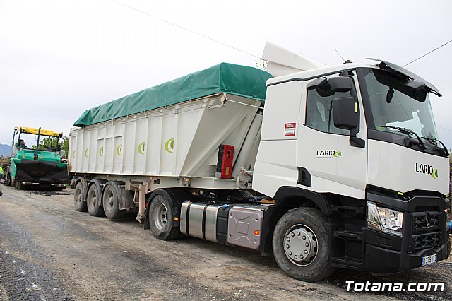 La Concejala de Caminos pavimenta, con recursos propios, los caminos de COATO y Ezequiel, junto a la Ciudad Deportiva - 11