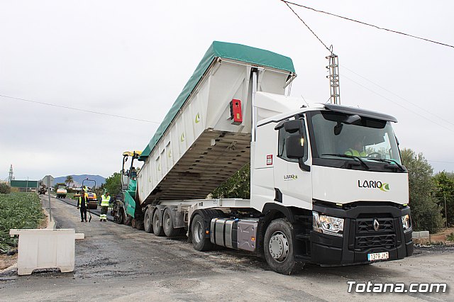 La Concejala de Caminos pavimenta, con recursos propios, los caminos de COATO y Ezequiel, junto a la Ciudad Deportiva - 18