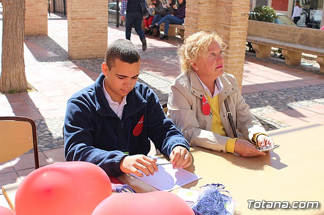 Autoridades municipales asisten a la jornada “Celebracin del aprendizaje” en el Colegio “La Milagrosa” - 6