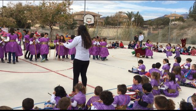 Alegre jornada nazarena en el CEIP “La Cruz” - 1