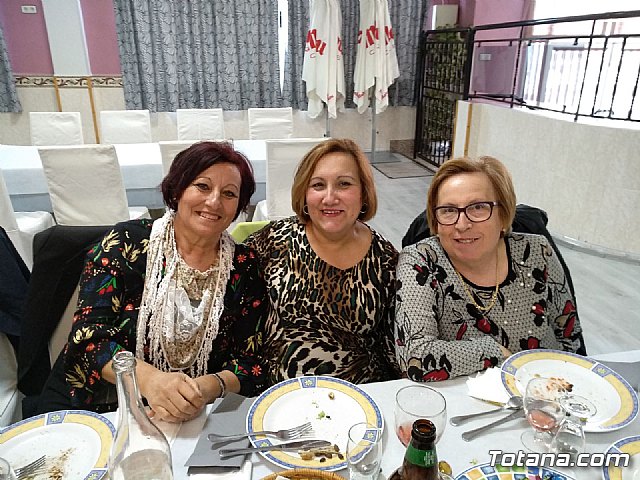 La Hermandad de Jess Flagelado y Descendimiento de la Cruz organiz su tradicional comida-fiesta - 16