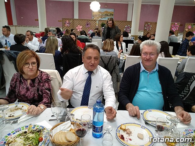 La Hermandad de Jess Flagelado y Descendimiento de la Cruz organiz su tradicional comida-fiesta - 17