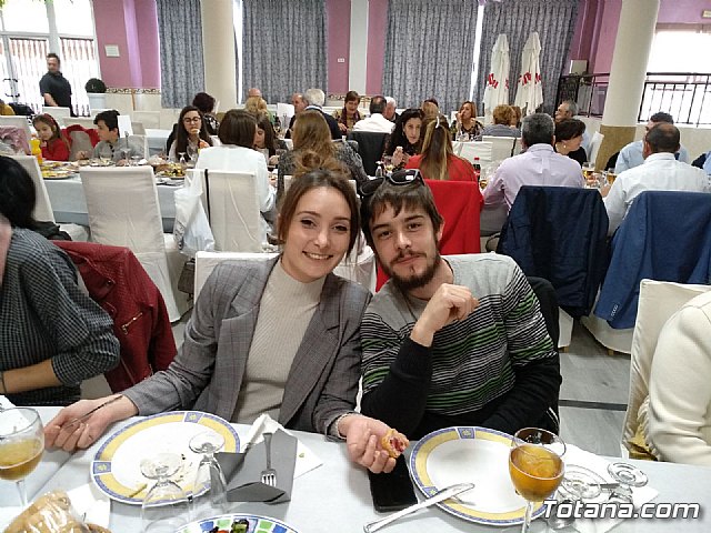 La Hermandad de Jess Flagelado y Descendimiento de la Cruz organiz su tradicional comida-fiesta - 39