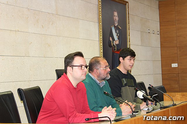 Ms de medio centenar de jvenes comienzan el Encuentro “SuperEstudiantes2018” con una recepcin institucional en el Ayuntamiento - 11