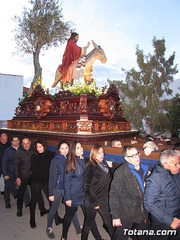 Traslado a la Iglesia de Santiago de 