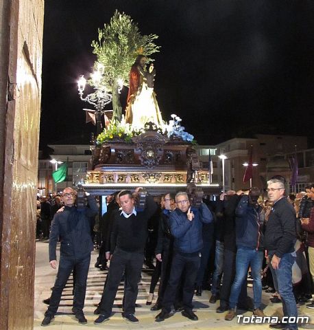 Traslado a la Iglesia de Santiago de 