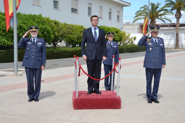 La Base Area de Alcantarilla acogi el 51 Campeonato Nacional Militar de Paracaidismo - 9