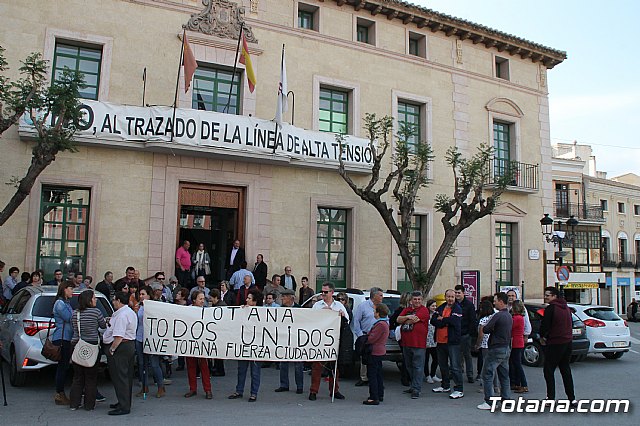El Pleno acuerda exigir a Adif y al Ministerio de Fomento la retirada inmediata del nuevo trazado del AVE a su paso por Totana - 1