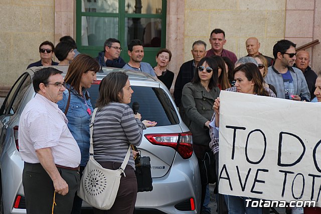 El Pleno acuerda exigir a Adif y al Ministerio de Fomento la retirada inmediata del nuevo trazado del AVE a su paso por Totana - 7