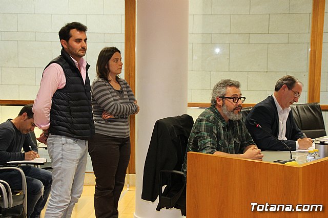 El Pleno acuerda exigir a Adif y al Ministerio de Fomento la retirada inmediata del nuevo trazado del AVE a su paso por Totana - 13