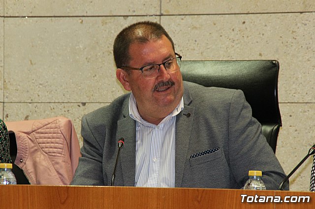 El Pleno acuerda exigir a Adif y al Ministerio de Fomento la retirada inmediata del nuevo trazado del AVE a su paso por Totana - 22