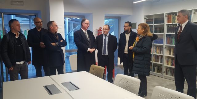 Jornada de trabajo en ISEN Centro Universitario - 1, Foto 1