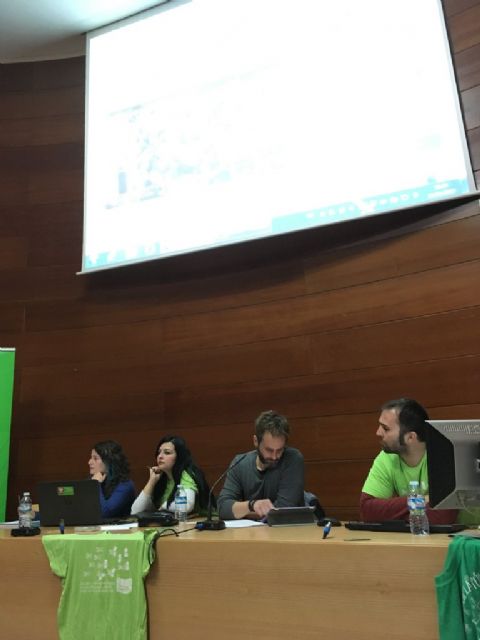 Partidos y sindicatos denuncian, en la asamblea de AIDMUR, la negativa a dialogar por parte de la Consejera de Educación - 3, Foto 3