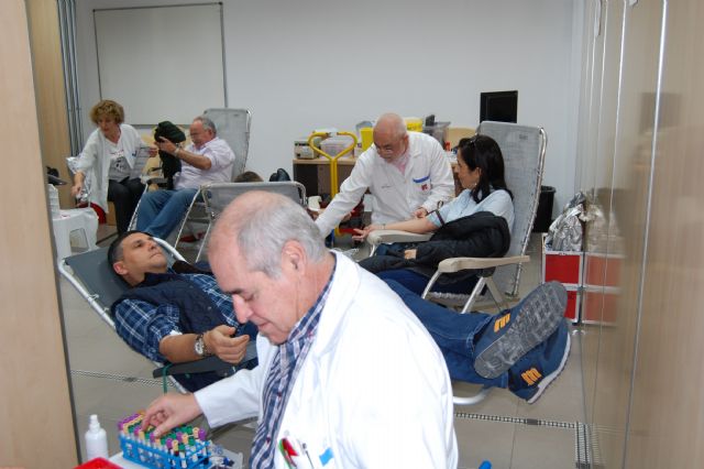 Éxito de solidaridad - 3, Foto 3