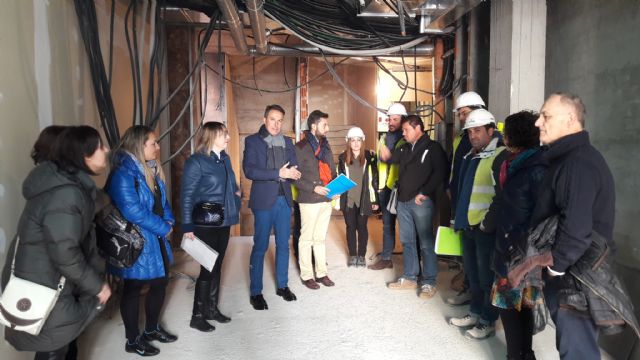 El Alcalde supervisa las obras de la Casa de la Igualdad que ofrecerá múltiples servicios a las mujeres lorquinas - 2, Foto 2