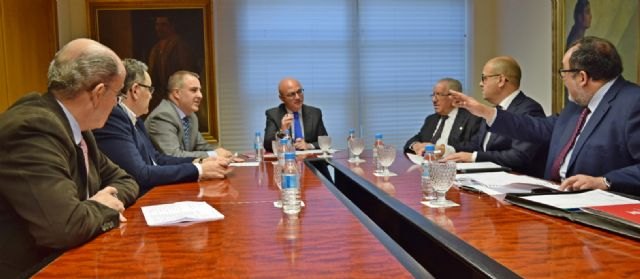 Más de 120.000 empresarios están llamados a las urnas para elegir a los nuevos presidentes de las cámaras de comercio de la Región - 1, Foto 1