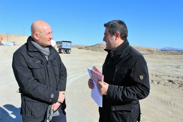 El alcalde visitó esta mañana las obras que se están realizando en los terrenos del Parque Empresarial San Andrés - 1, Foto 1
