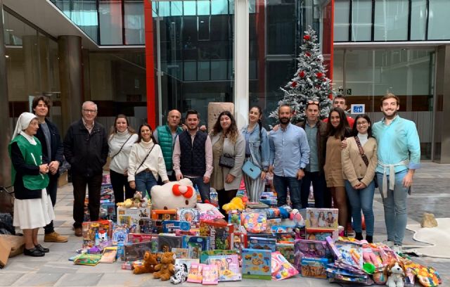 Fotografía de la campaña de recogida de Navidad en Cartagena. , Foto 1