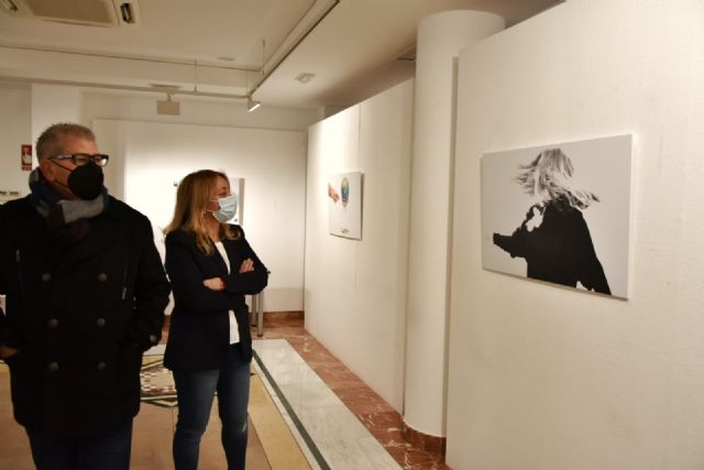 El Fondo Cultural Espín acoge la muestra colectiva 'El Arte de Madoz', con los trabajos fotográficos de los alumnos de la Universidad Popular de Lorca - 1, Foto 1
