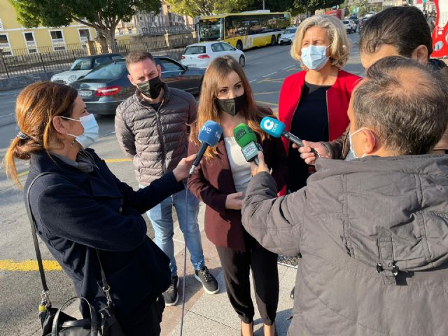 El PP propone ampliar las frecuencias y los itinerarios de los autobuses del Ayuntamiento - 2, Foto 2