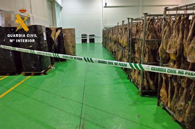 La Guardia Civil investiga un entramado  empresarial por fraude alimentario en la comercialización de productos ibéricos - 2, Foto 2