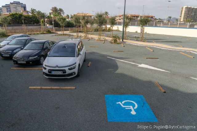 El Ayuntamiento prueba un sistema para localizar aparcamiento libre para personas de movilidad reducida - 1, Foto 1