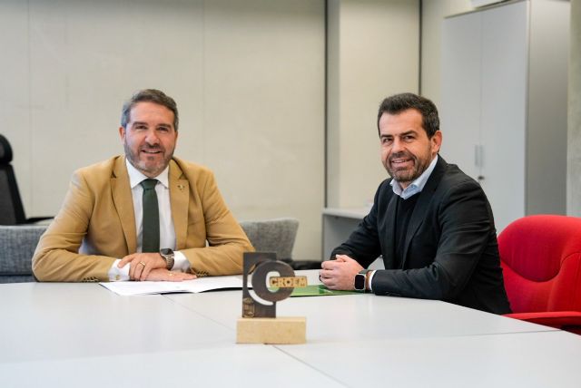 VOX presenta a CROEM su propuesta de zona franca para romper la parálisis económica de la Región de Murcia - 2, Foto 2