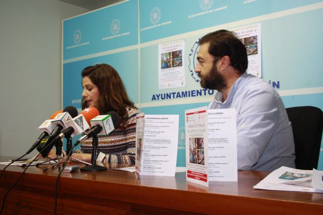 Presentada la I Jornada de Formación El Arte de cuidar y acompañar, de geriatría y gerontología - 1, Foto 1