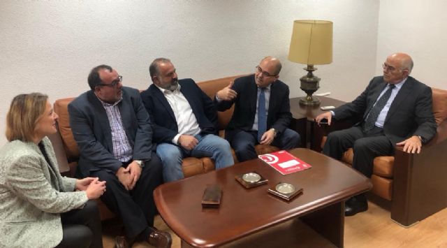 Garre: “Vertebrar la región pasa por dar más competencias a las Cámaras de Comercio” - 1, Foto 1