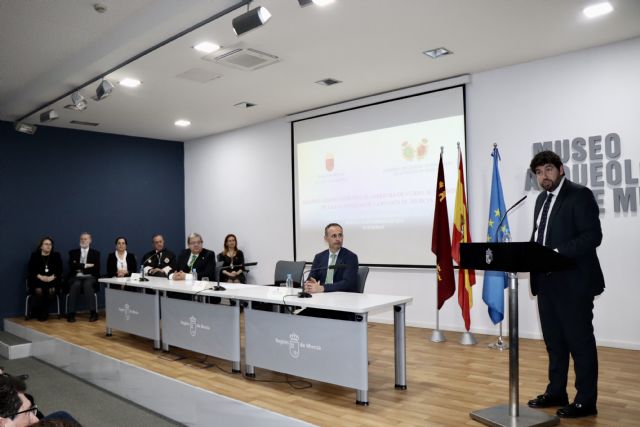 Fernando López Miras inaugura el curso oficial de las Reales Academias de la Región de Murcia - 2, Foto 2