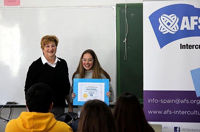 Una joven de Yecla recibe una beca para estudiar un curso escolar en Francia - 1, Foto 1