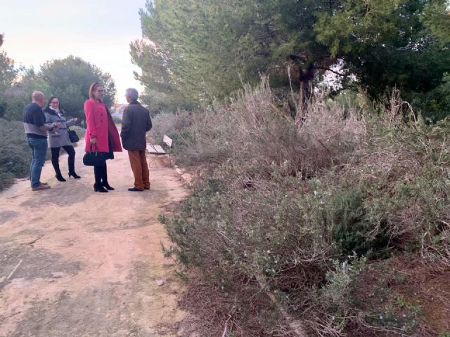 MC: La zona oeste del municipio, castigada por ´La Trinca´, que incumple con los programas de mantenimiento en barrios y diputaciones - 3, Foto 3