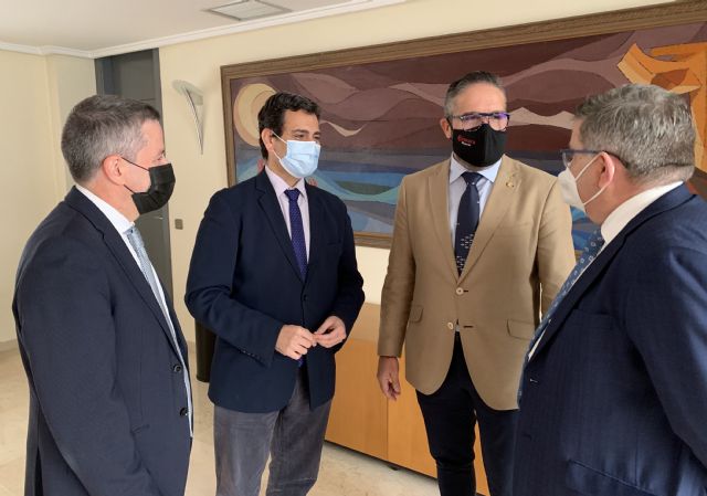 El Gobierno regional continúa con la Cámara de Comercio de Murcia la ronda de contactos sobre el Pacto por las Infraestructuras - 2, Foto 2