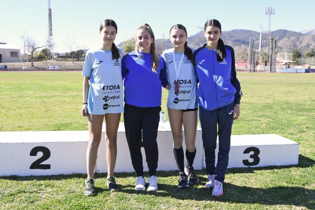 Daniela Snchez y Marcelo Belch, Campeones Regionales de Pruebas Combinadas Sub14 y Sub16, Foto 3