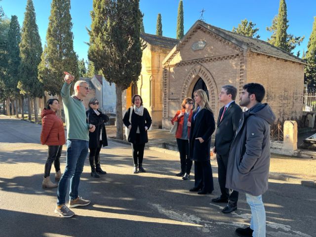 El cementerio Nuestro Padre Jesús abre sus puertas para rutas culturales guiadas el próximo 18 de febrero - 2, Foto 2