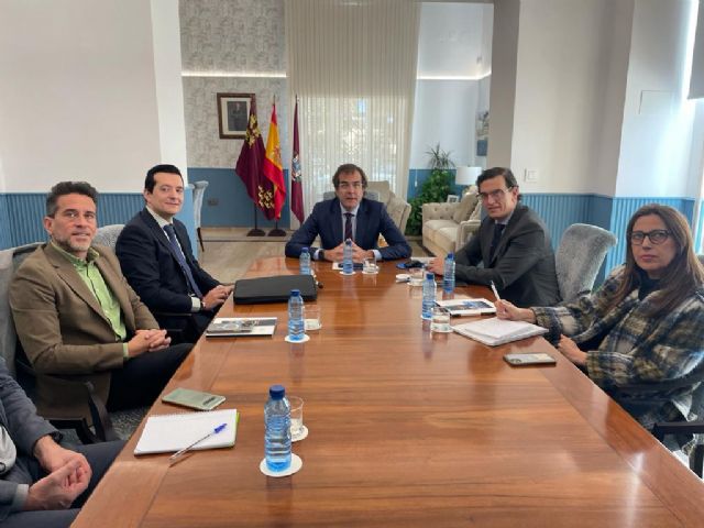 Autoridad Portuaria y Fomento ponen en común los proyectos estratégicos del Puerto de Cartagena para crecer como un hub logístico en el Mediterráneo - 1, Foto 1