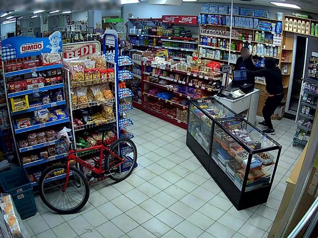 La Guardia Civil detiene a los dos presuntos atracadores de un comercio de Murcia - 2, Foto 2