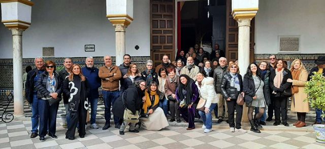 Éxito de la visita al Convento de San Leandro: 70 asistentes fascinados por su historia - 1, Foto 1