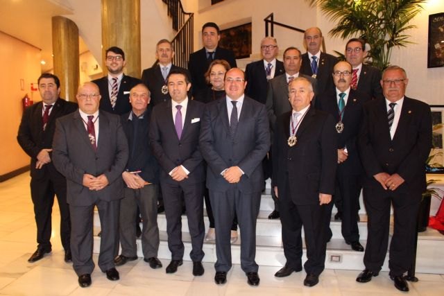 El presidente de la Comunidad invita a vivir la Semana Santa de Alcantarilla e impregnarse del sentimiento de sus gentes - 1, Foto 1