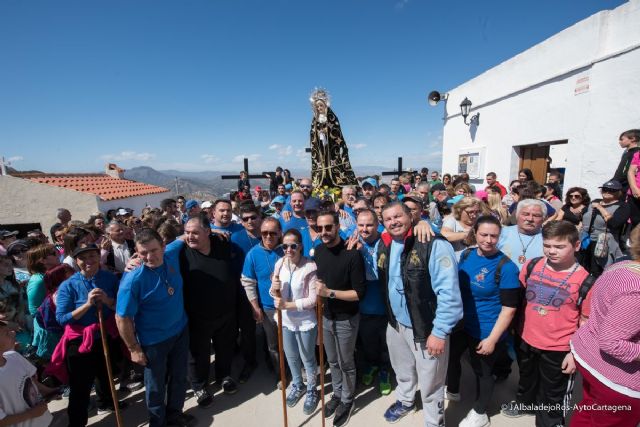 Centenares de romeros acompañaron a la Virgen de la Soledad del Calvario en su regreso a la ermita - 1, Foto 1