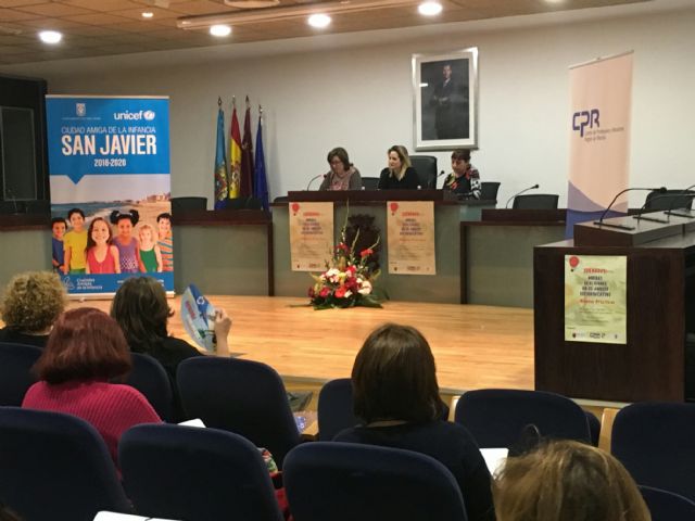 Las Jornadas sobre nuevas realidades en el ámbito socioeducativo abordaron temas como el suicidio o las nuevas adicciones en la adolescencia - 2, Foto 2