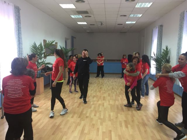 La Concejalía de Igualdad pone en marcha un curso de autodefensa femenino - 1, Foto 1