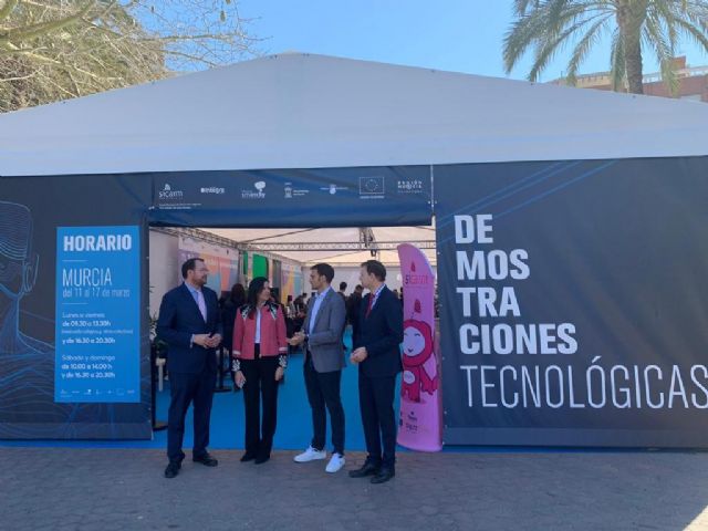 Más de 1.000 estudiantes van a pasar por  SICARM, que tendrá lugar hasta el domingo en la Plaza Circular - 2, Foto 2