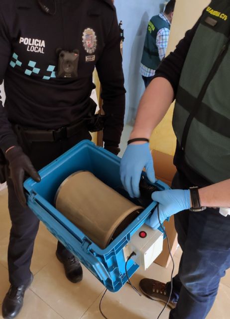 Desmantelan un punto de cultivo y venta de droga encubierto tras un local pro-cannabis - 1, Foto 1