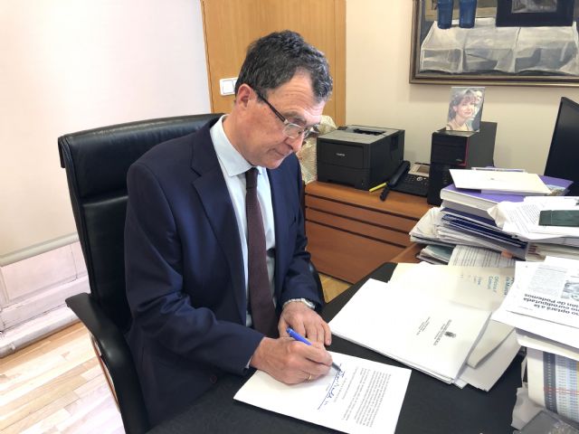 José Ballesta llama con un Bando a los murcianos a actuar con la máxima prudencia y responsabilidad - 1, Foto 1