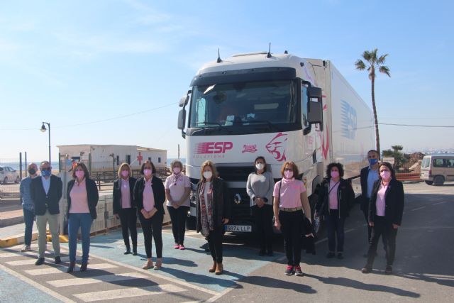 Un camión llevará por toda Europa la imagen de la asociación contra el cáncer de mama Flamenco Rosa - 2, Foto 2