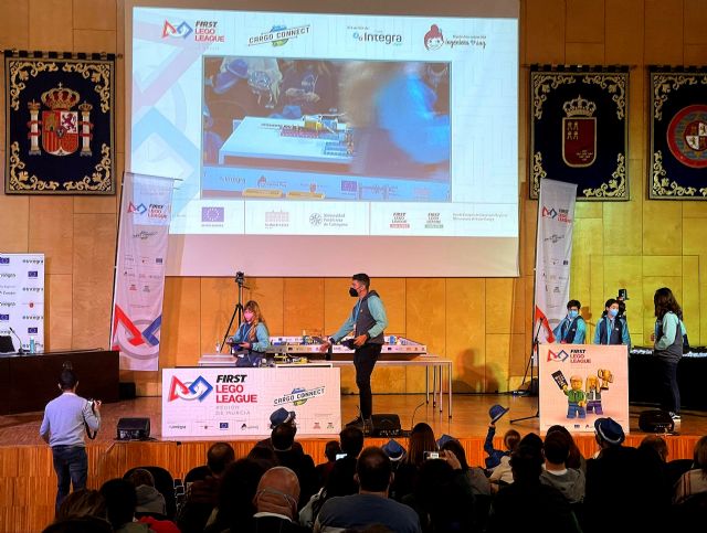 La Comunidad impulsa la vocación tecnológica y científica de una treintena de jóvenes y niños con la fase regional de la First Lego League - 1, Foto 1