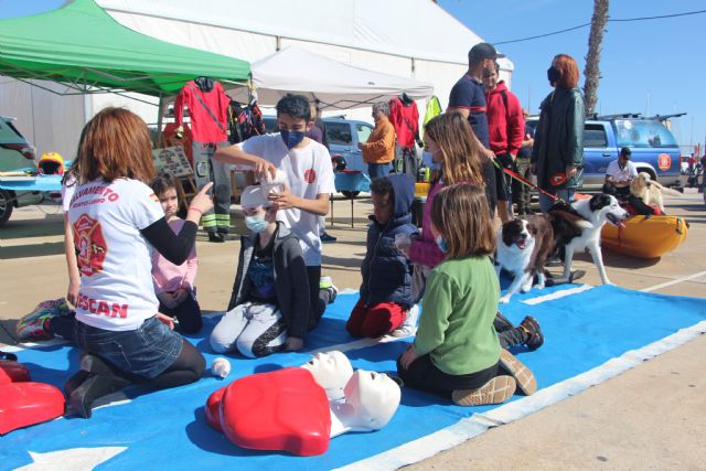 GRESCAN presenta a sus perros socorristas y ofrece talleres de primeros auxilios para los más pequeños - 3, Foto 3
