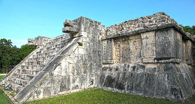 Alrededor de la pirámide de Kukulcán también hay otras construcciones. nº 5 - 1, Foto 1